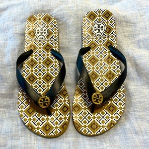 Tory Burch navy flip flop